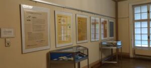 Bild zur Ausstellung Andreas Okopenko Buchstabe A bis S